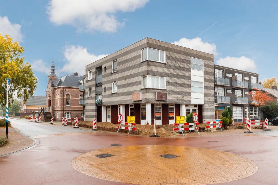 Zandstraat te Beneden Leeuwen